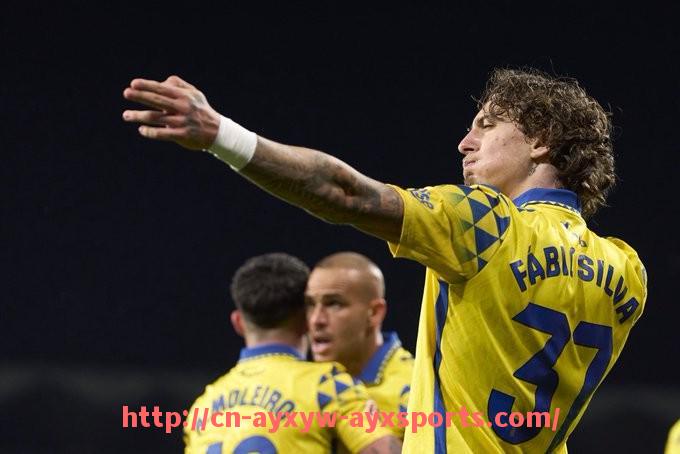 爱游戏体育-NBA战靴推荐：顶级篮球鞋的性能与选择