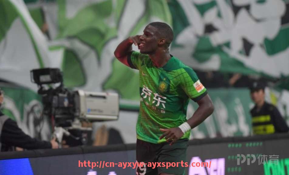 爱游戏体育-英超球队3D立体队徽展示及设计风格分类